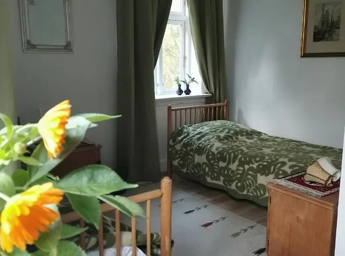 Mikrogaarden Shared Kitchen&bathroom Отель типа 